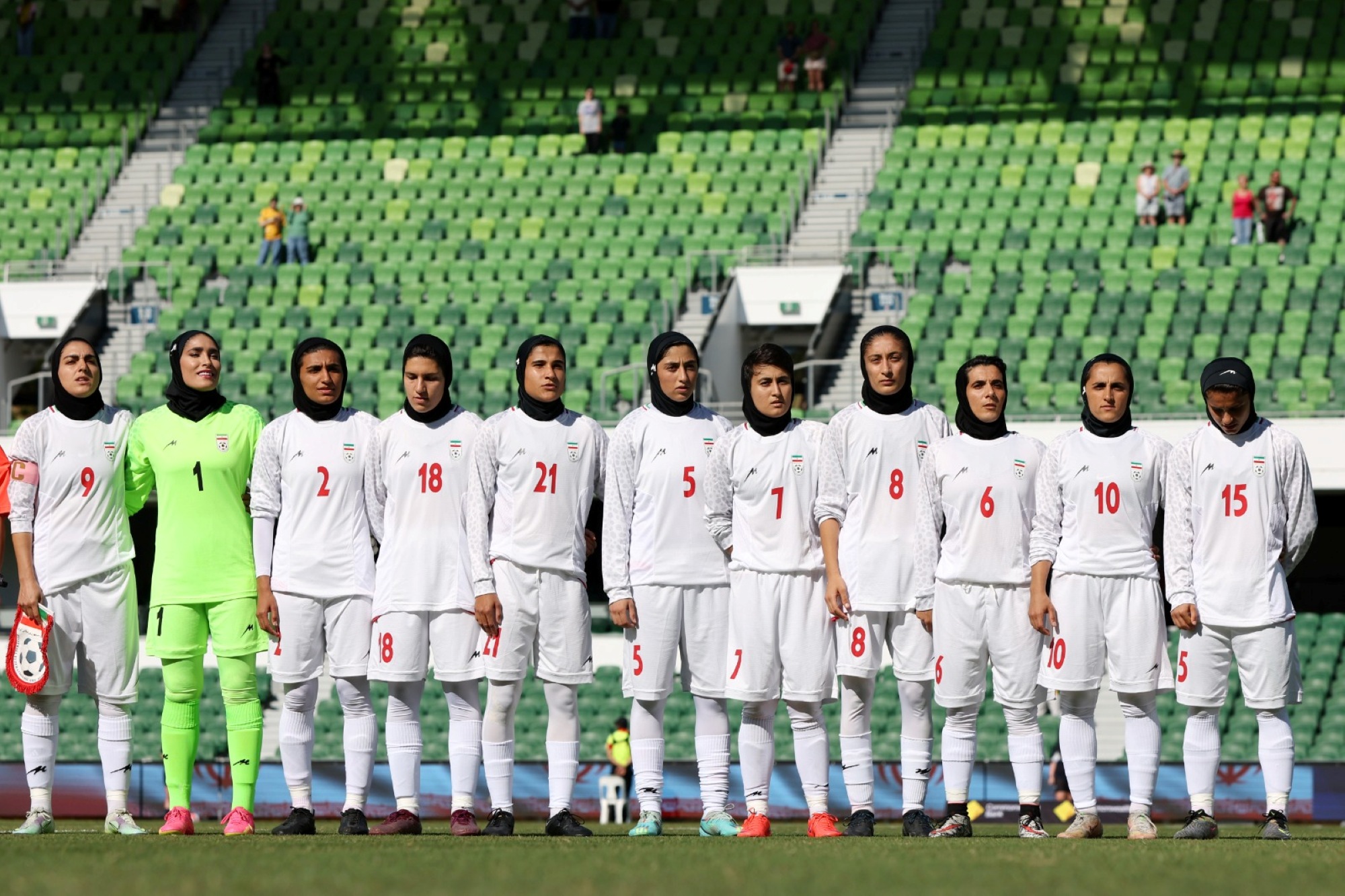 Seleção Feminina do Irã abandona pedido de asilo e retorna ao país