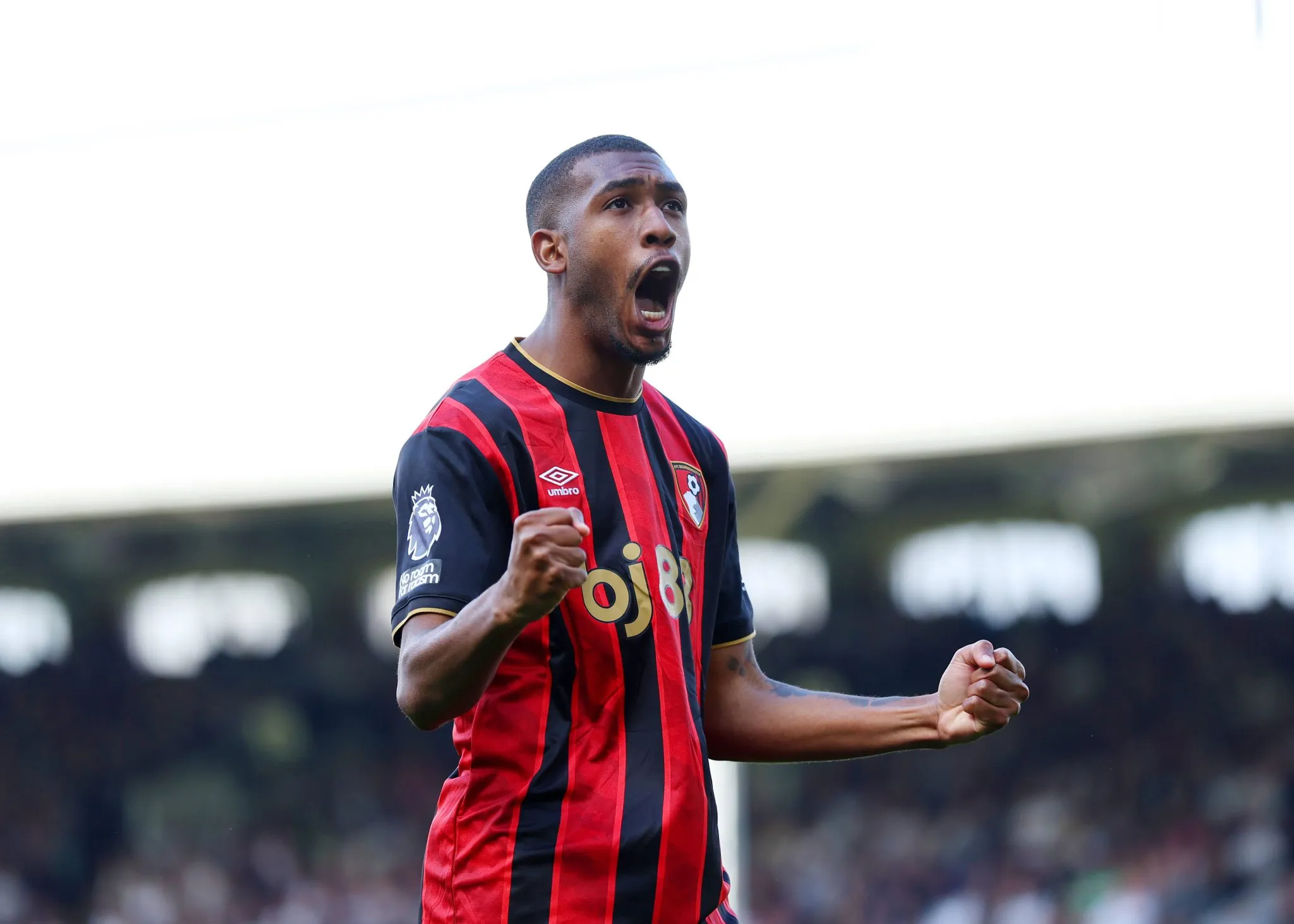 Com Seleção de olho, Rayan decide e mantém sonho improvável do Bournemouth vivo