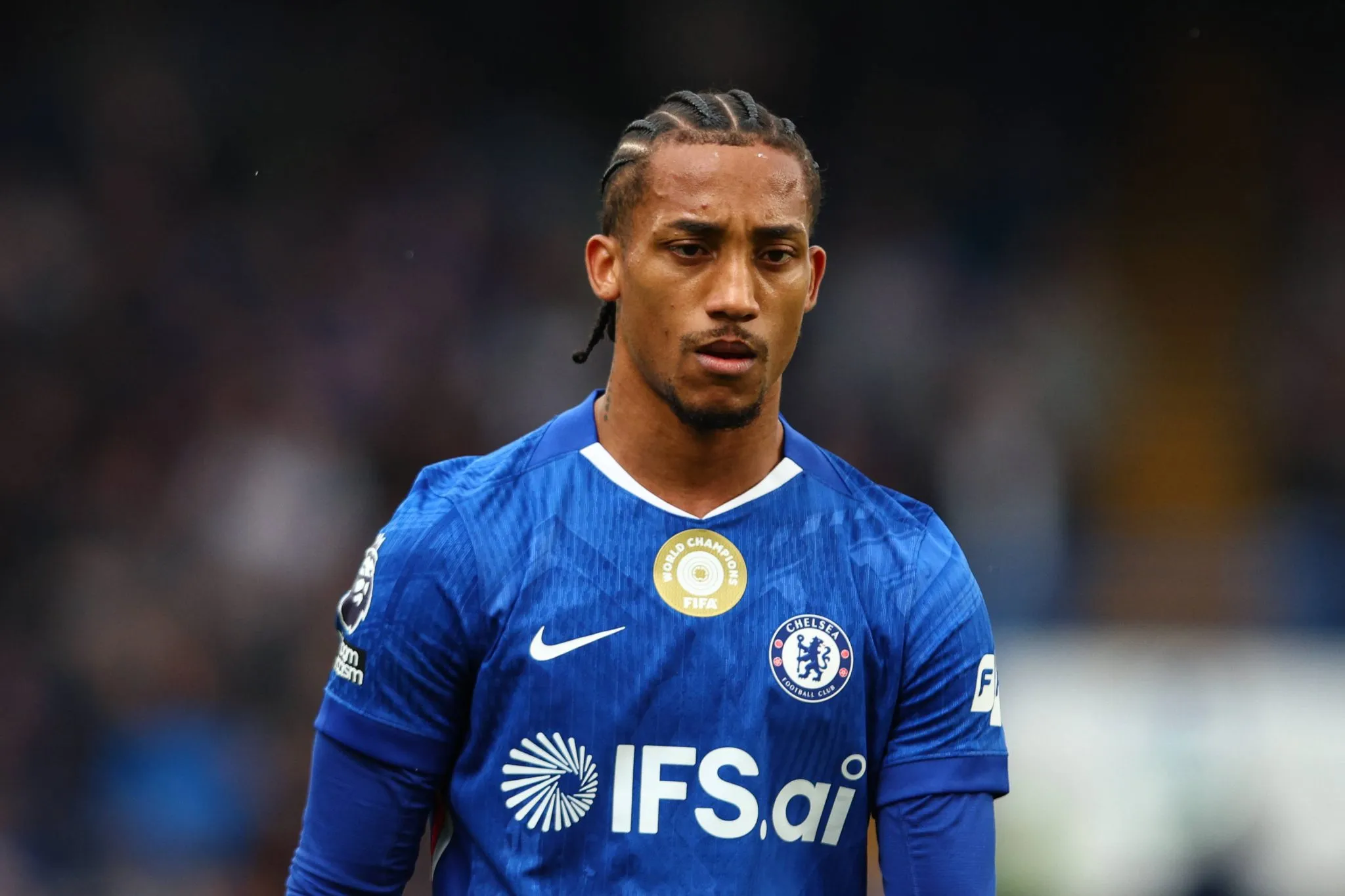 ‘Se eu fosse João Pedro, faria de tudo para acertar saída do Chelsea’