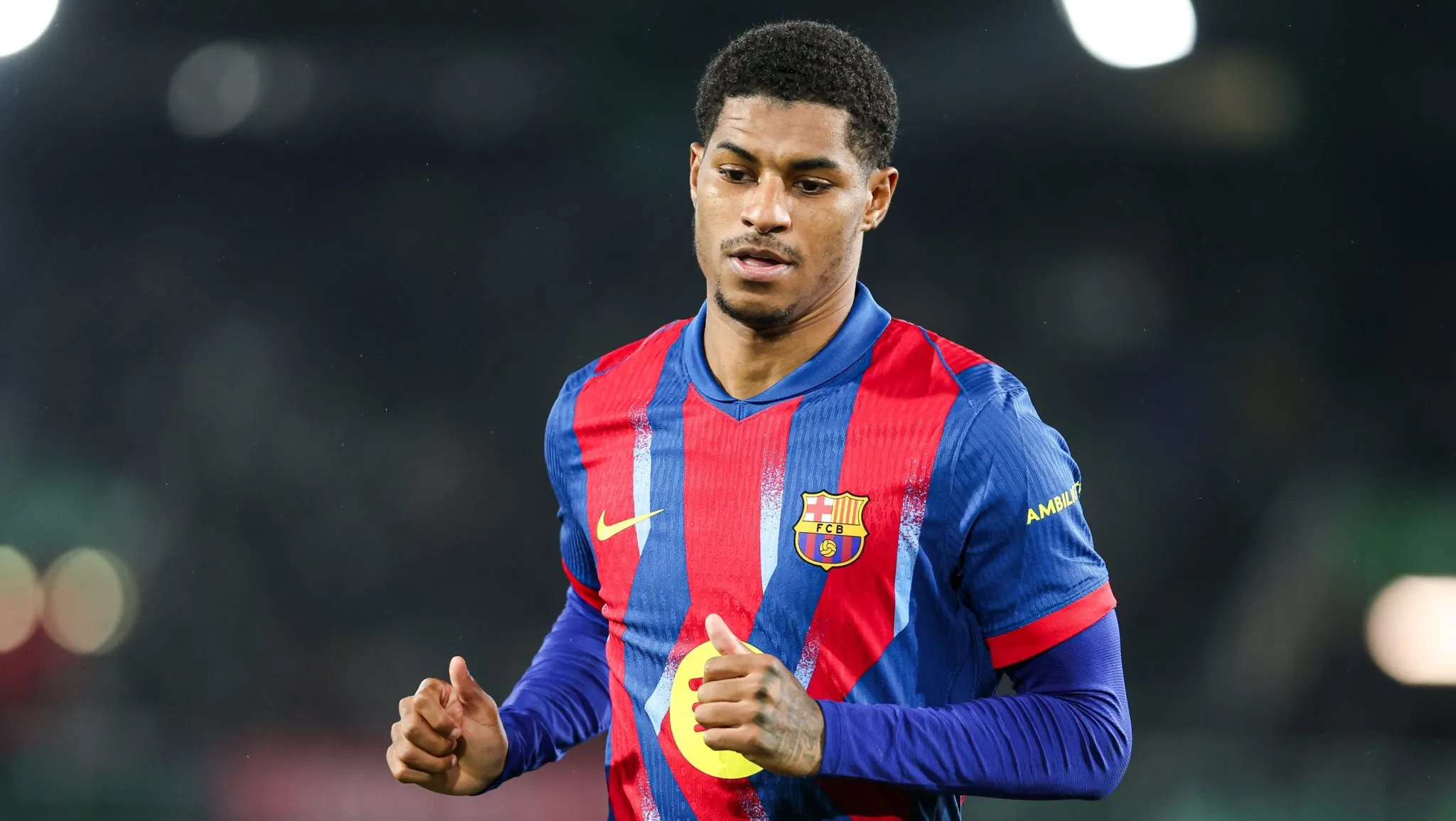 Barcelona ‘esquece’ Rashford e toma a frente do Bayern por destaque da seleção inglesa