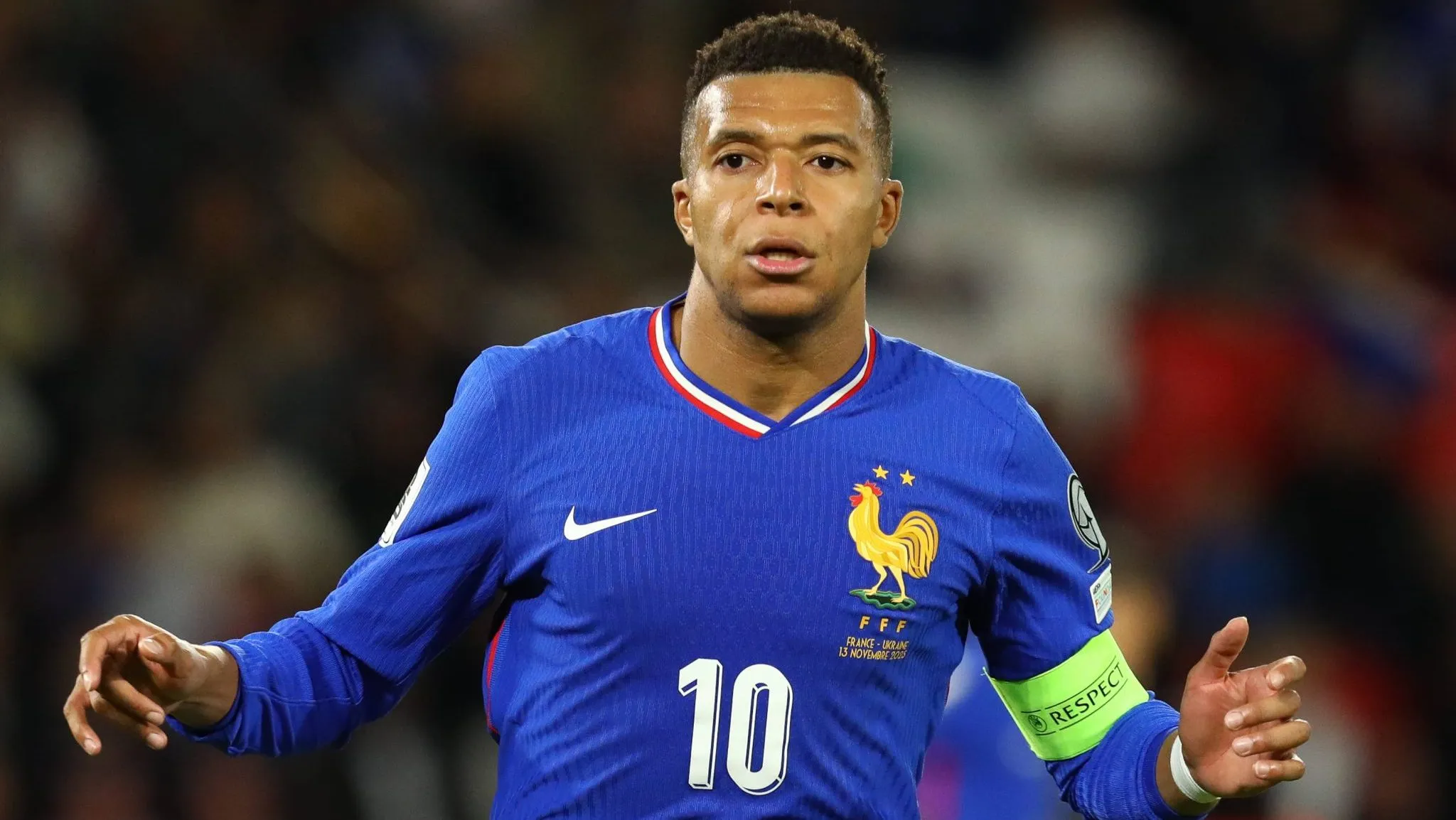 Platini alerta Mbappé por posicionamento político: ‘Acaba incomodando metade do mundo’