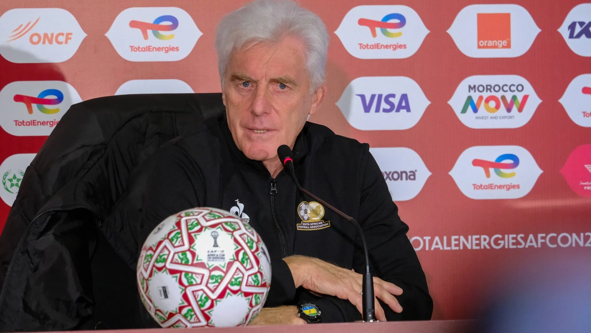 Entenda o problema com visto dos EUA que atrasou a ida de seleção à Copa do Mundo