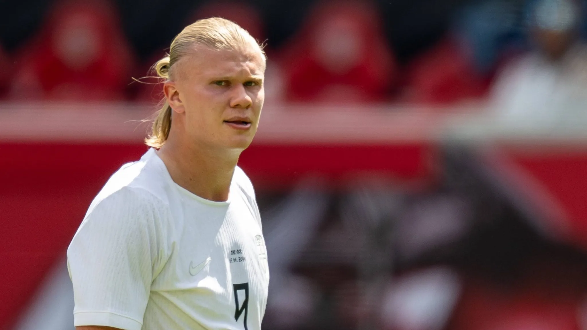 Por que um ensaio viking da Noruega virou polêmica antes da Copa do Mundo
