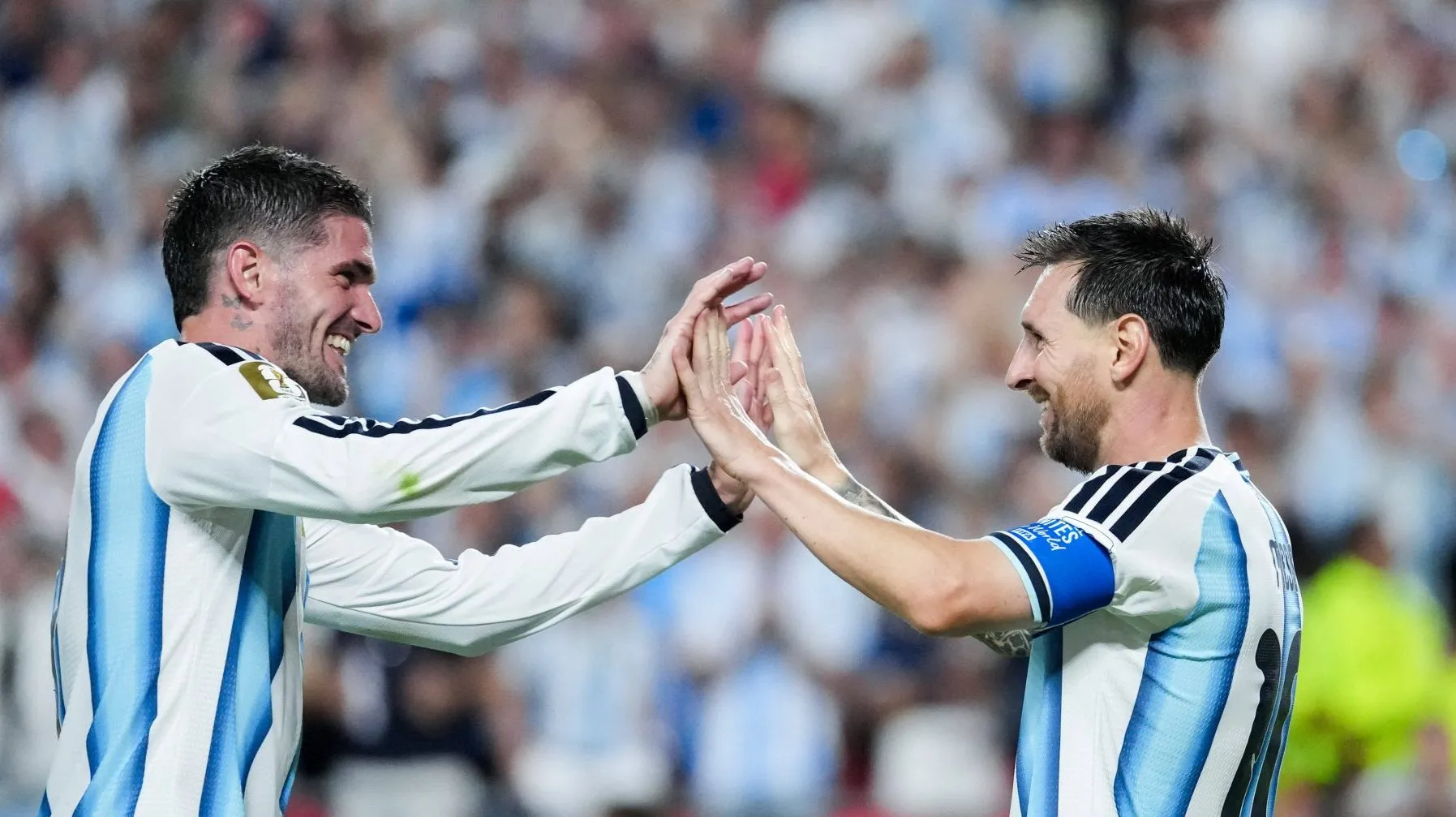 Além de ‘segurança’ do Messi: De Paul afasta dúvidas e continua decisivo na Argentina