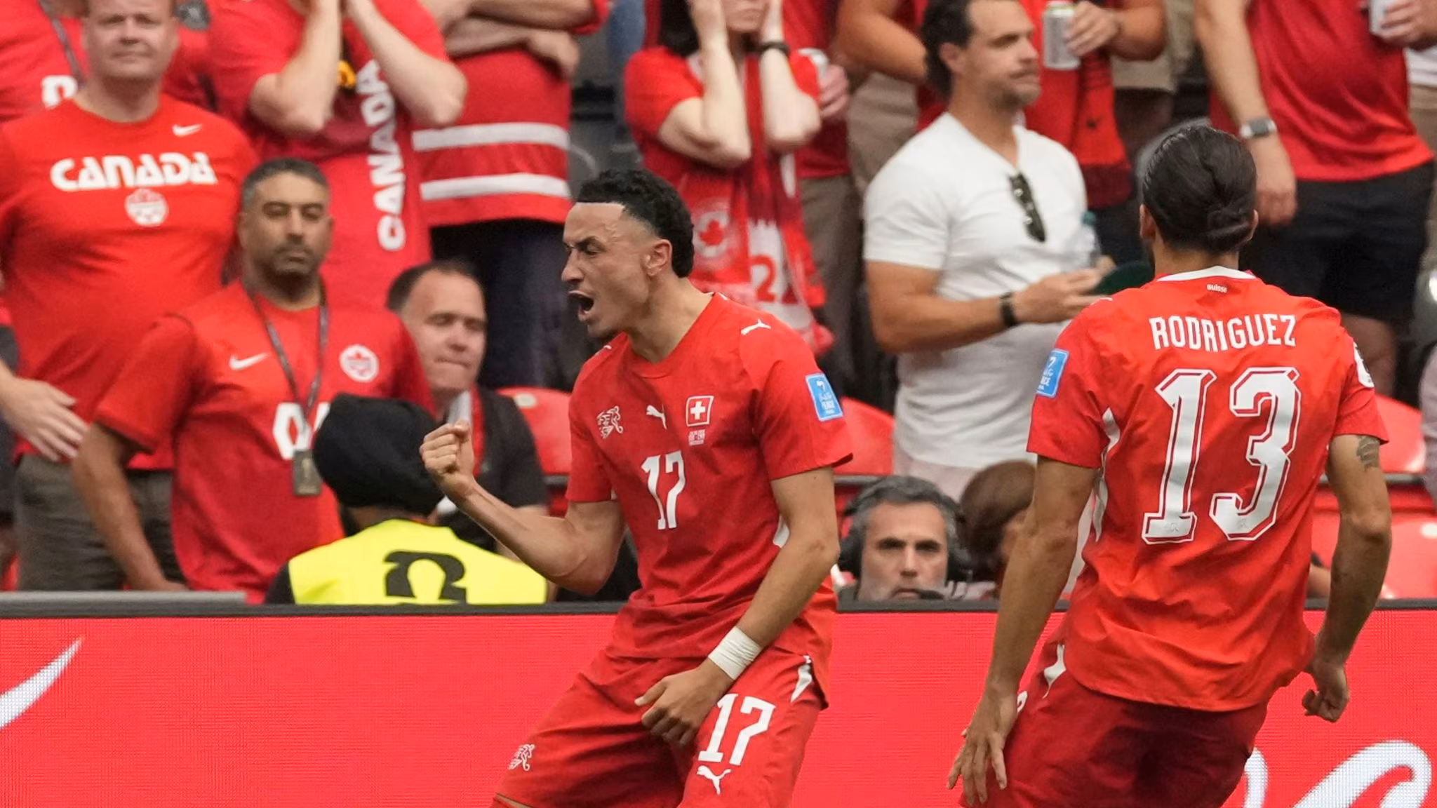 Suíça 2 x 1 Canadá: Donos da casa perdem chance de sediar mata-mata enquanto suíços vencem o grupo
